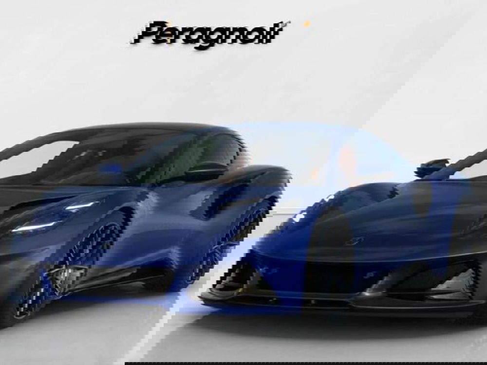 Lotus Emira nuova a Firenze