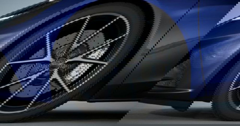 Lotus Emira nuova a Firenze (8)