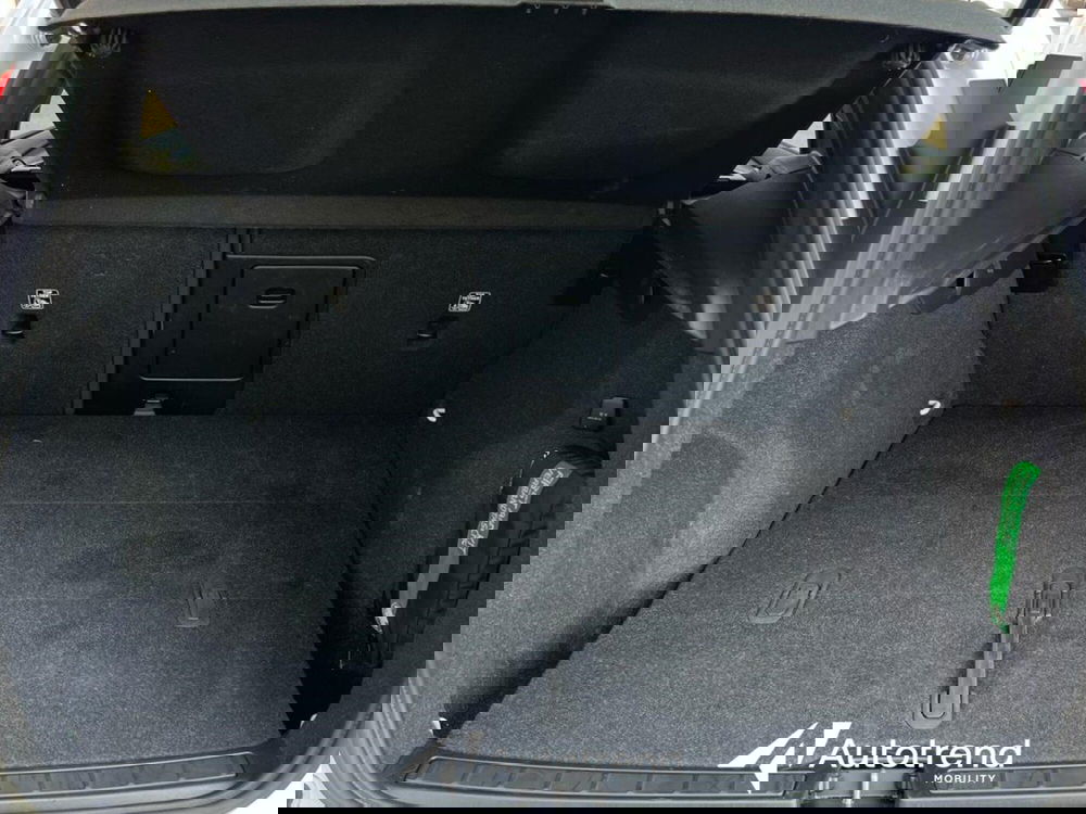 Volvo XC40 usata a Bari (15)