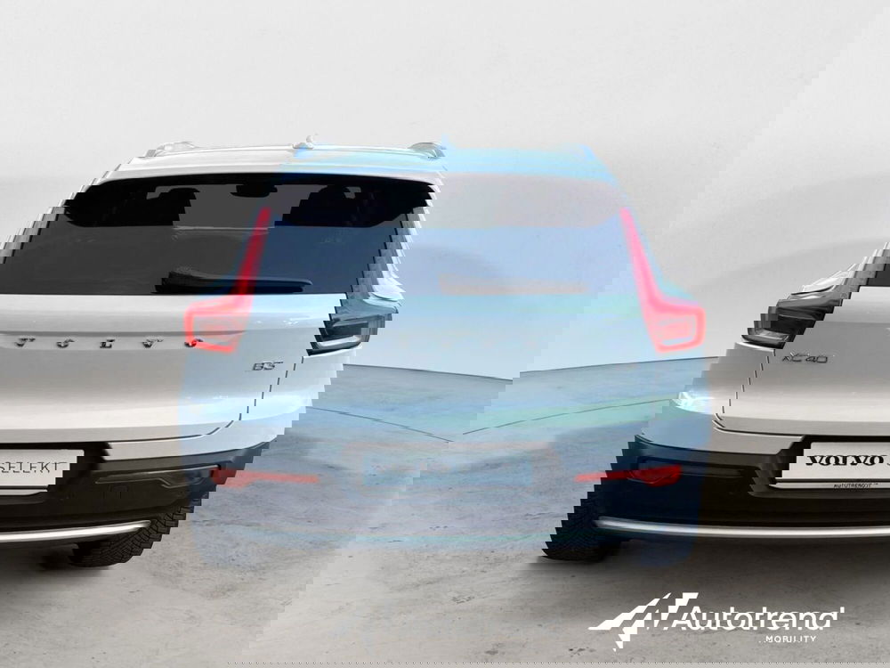 Volvo XC40 usata a Bari (4)