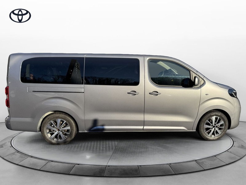 Toyota Proace Verso nuova a Como (11)
