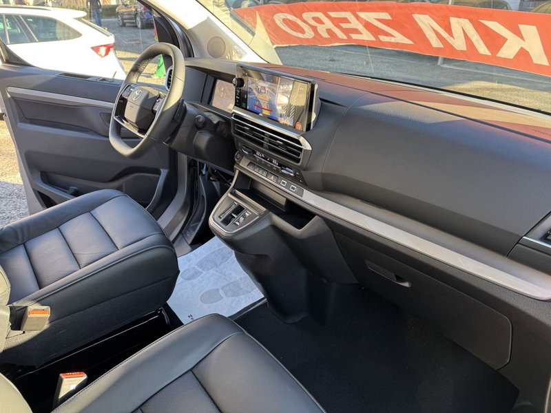 Toyota Proace Verso nuova a Como (5)