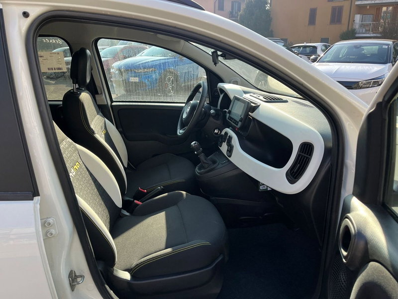 Fiat Panda Cross usata a Milano (14)