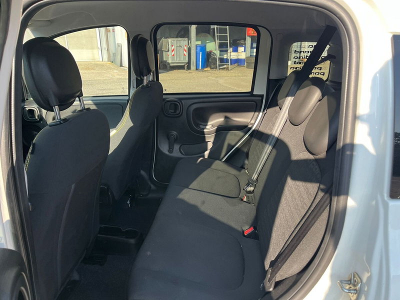 Fiat Panda Cross usata a Milano (15)