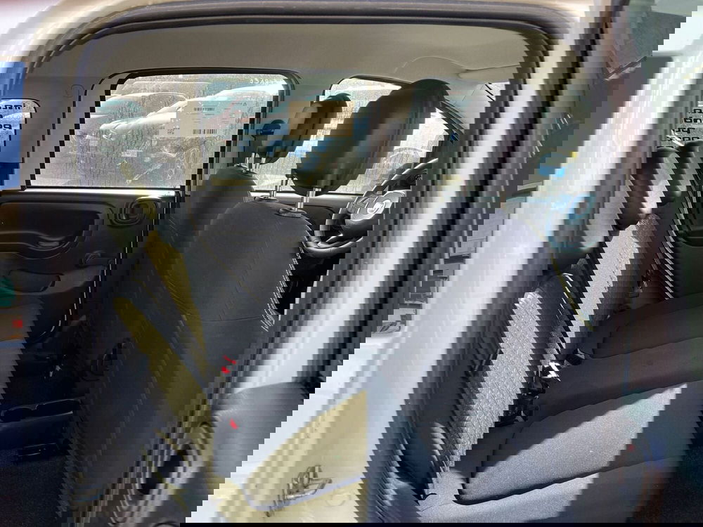 Fiat Panda Cross usata a Milano (16)