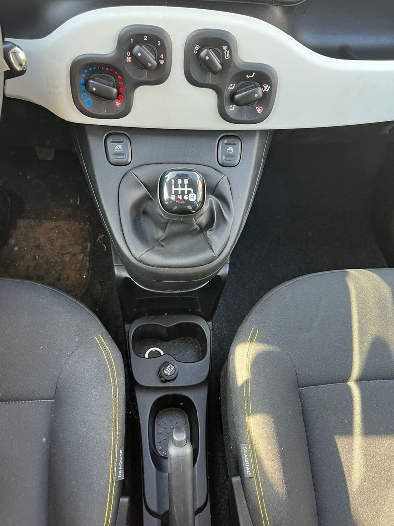 Fiat Panda Cross usata a Milano (19)