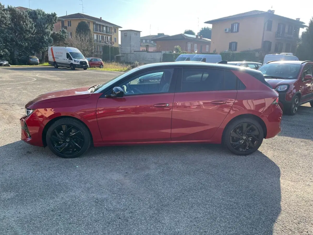 Opel Astra nuova a Milano (6)