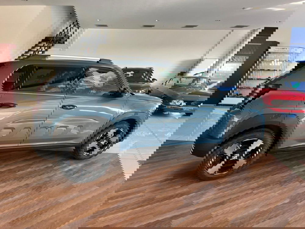 Fiat Grande Panda nuova a Milano (5)