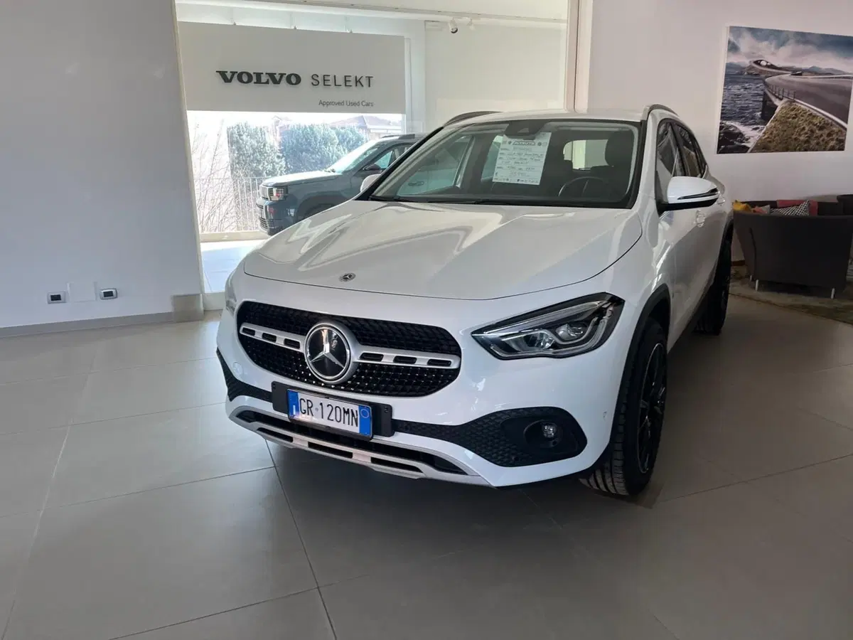 Mercedes-Benz GLA SUV usata a Milano