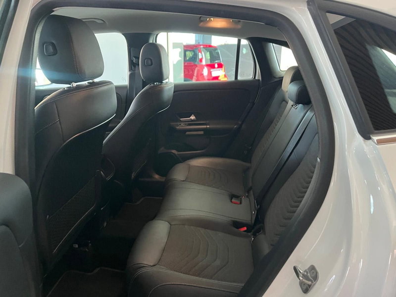 Mercedes-Benz GLA SUV usata a Milano (15)