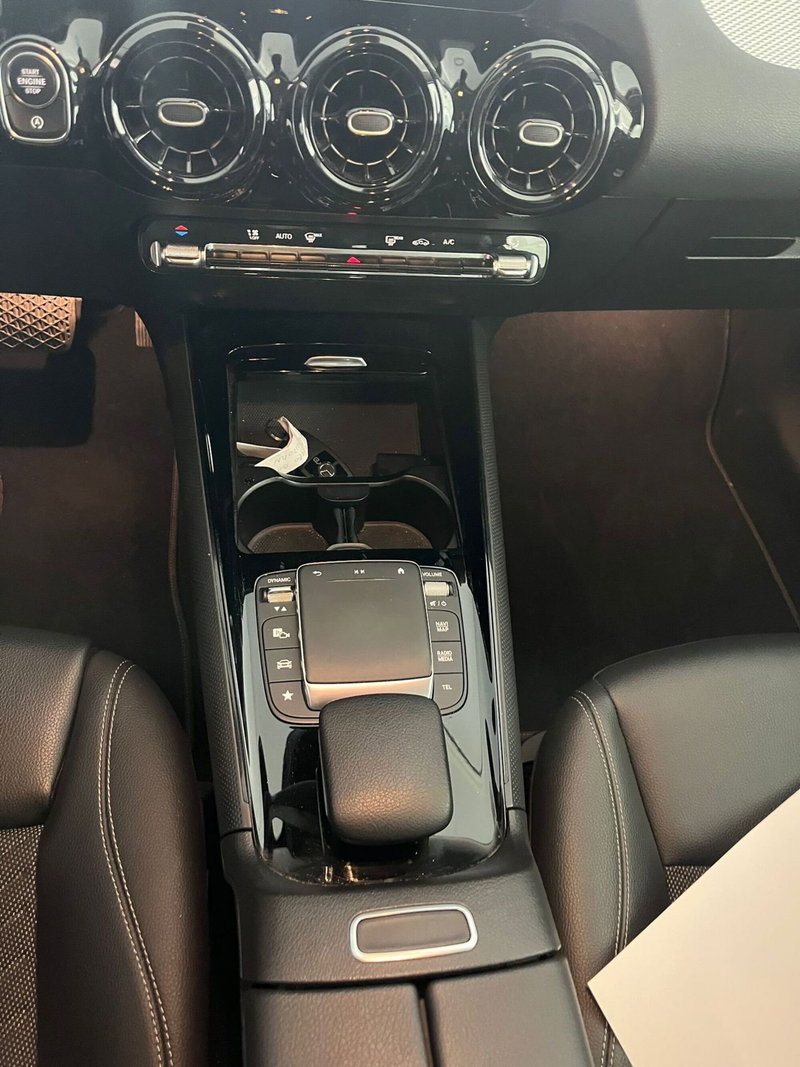 Mercedes-Benz GLA SUV usata a Milano (19)