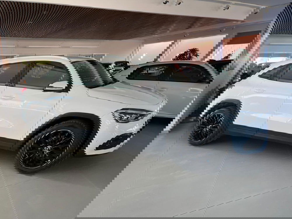 Mercedes-Benz GLA SUV usata a Milano (5)