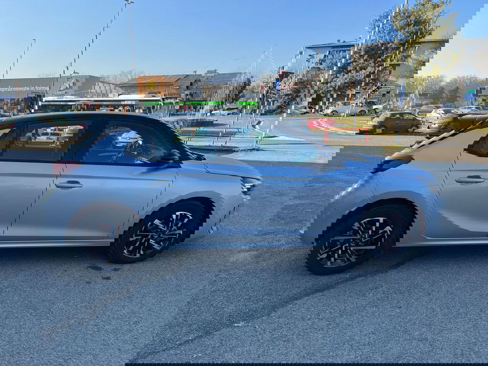 Opel Corsa usata a Milano (6)