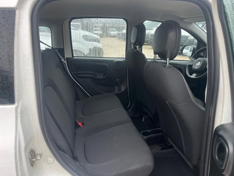Fiat Panda Cross usata a Milano (16)