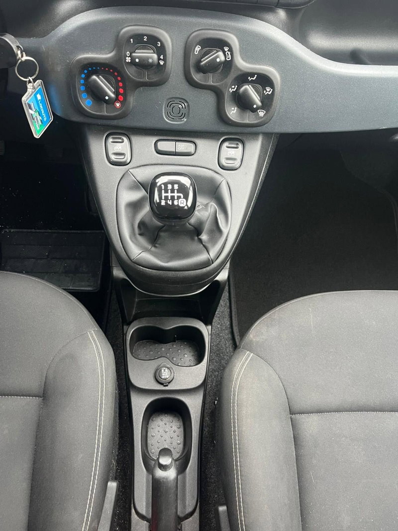 Fiat Panda Cross usata a Milano (20)