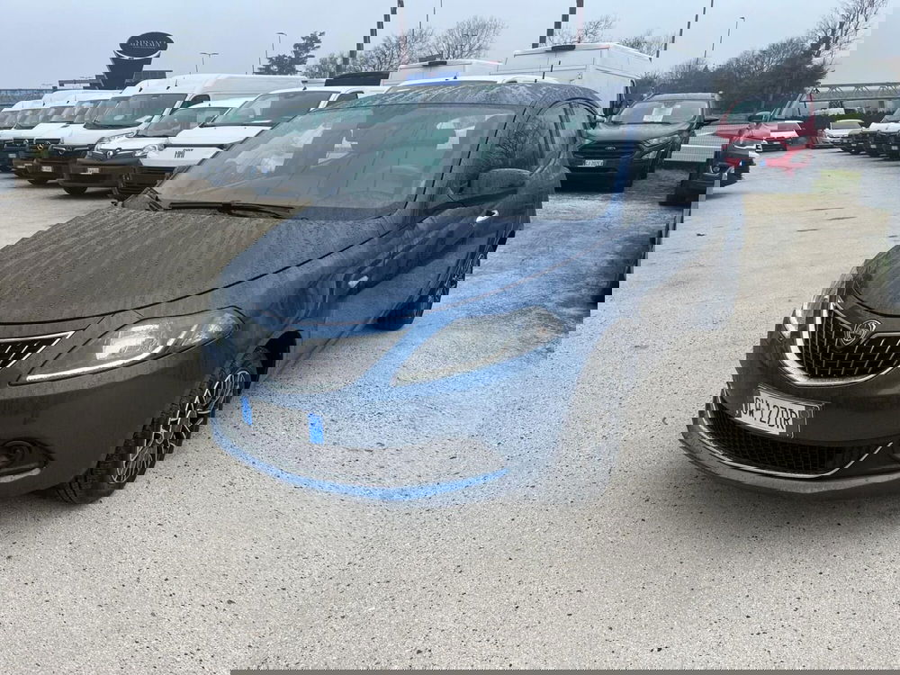 Lancia Ypsilon usata a Milano