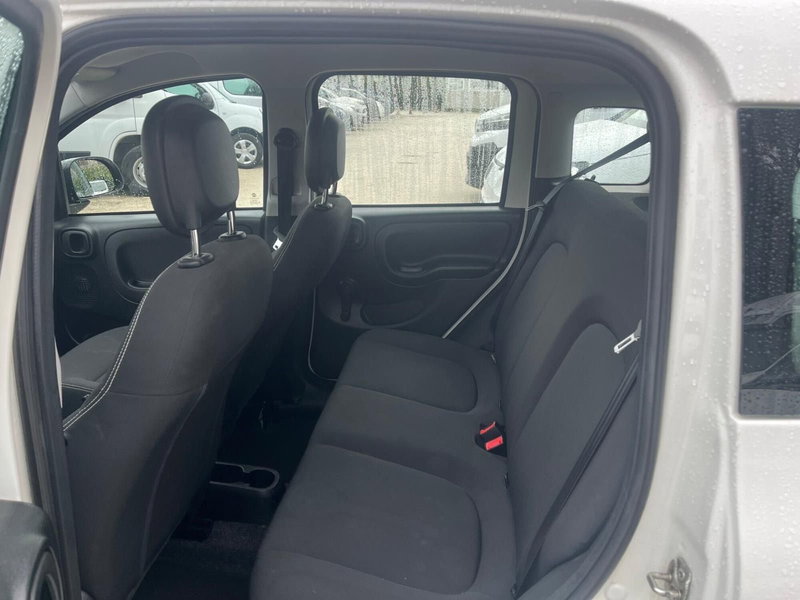 Fiat Panda Cross usata a Milano (15)