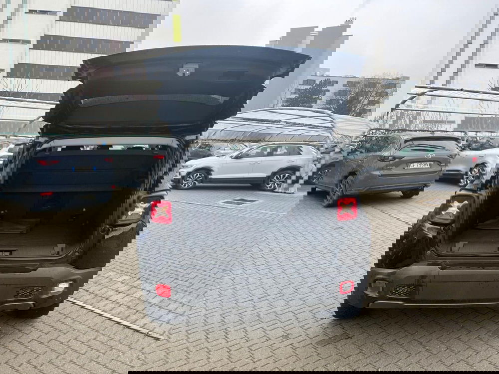 Jeep Renegade usata a Milano (11)