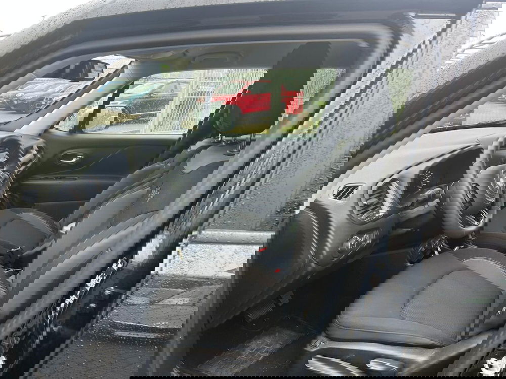 Jeep Renegade usata a Milano (13)