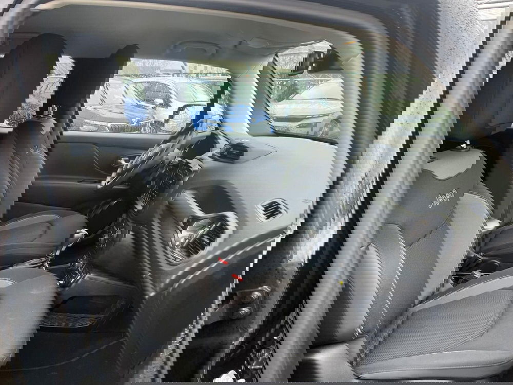 Jeep Renegade usata a Milano (14)