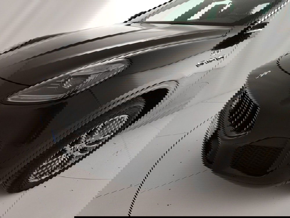 Maserati Grecale usata a Caserta (15)