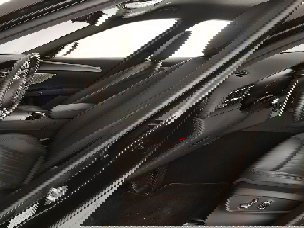 Maserati Grecale usata a Caserta (18)