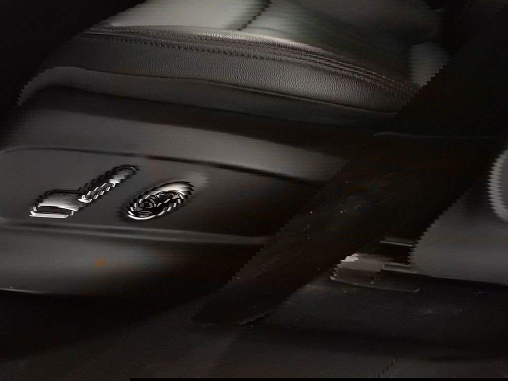 Maserati Grecale usata a Caserta (19)