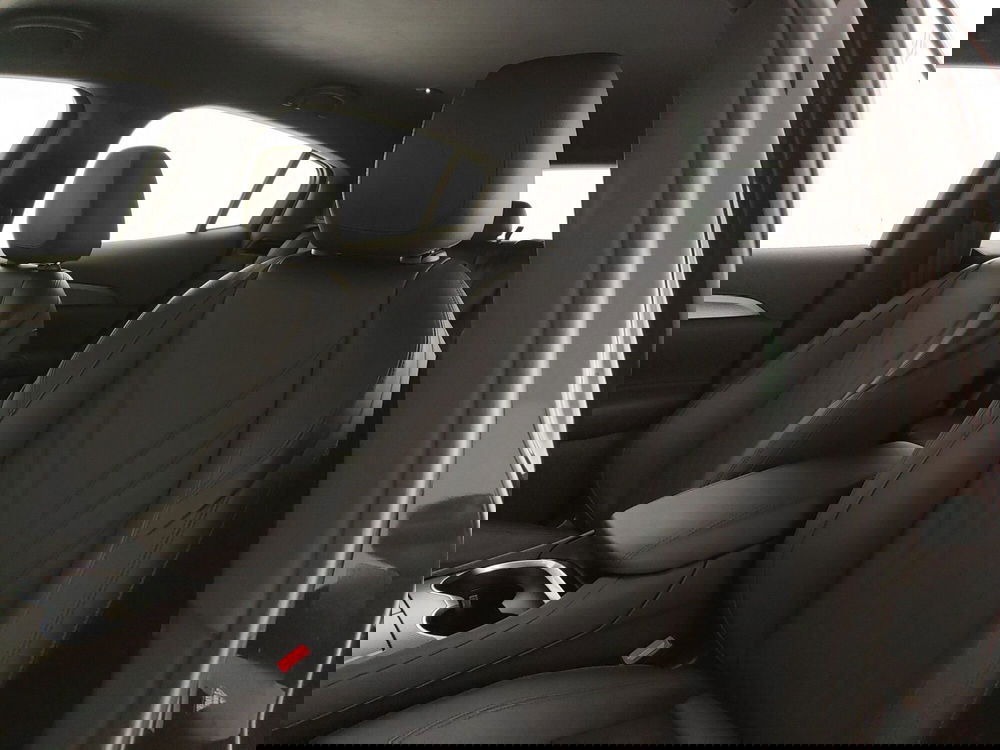 Maserati Grecale usata a Caserta (20)