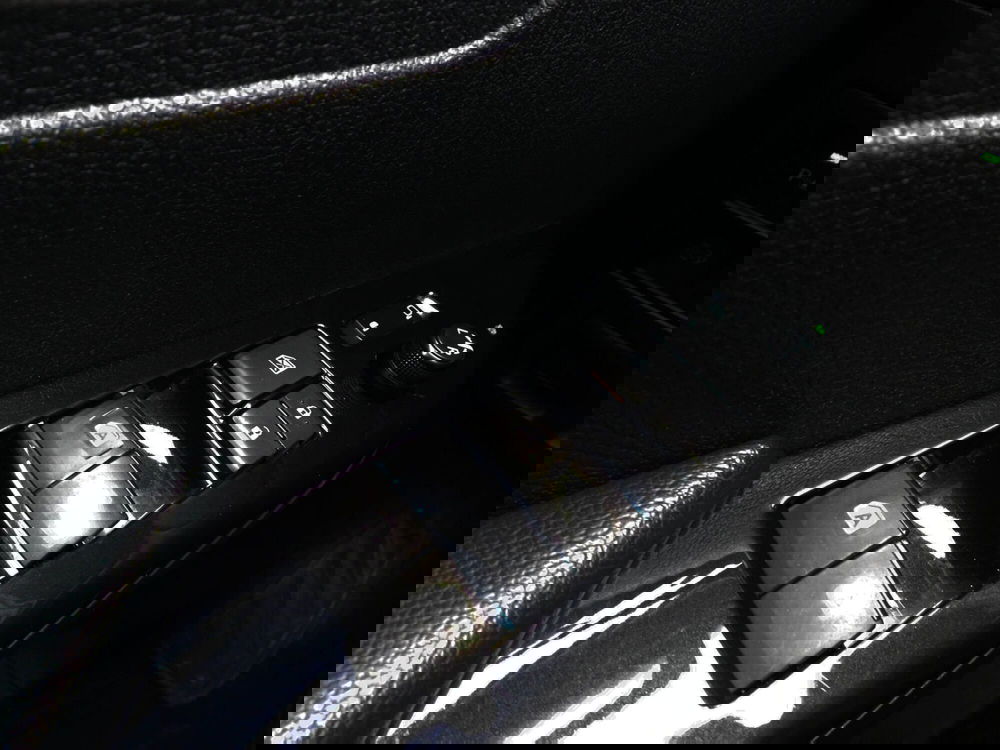 Toyota Hilux usata a Treviso (16)