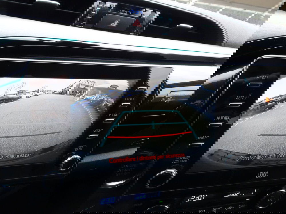 Toyota Hilux usata a Treviso (20)