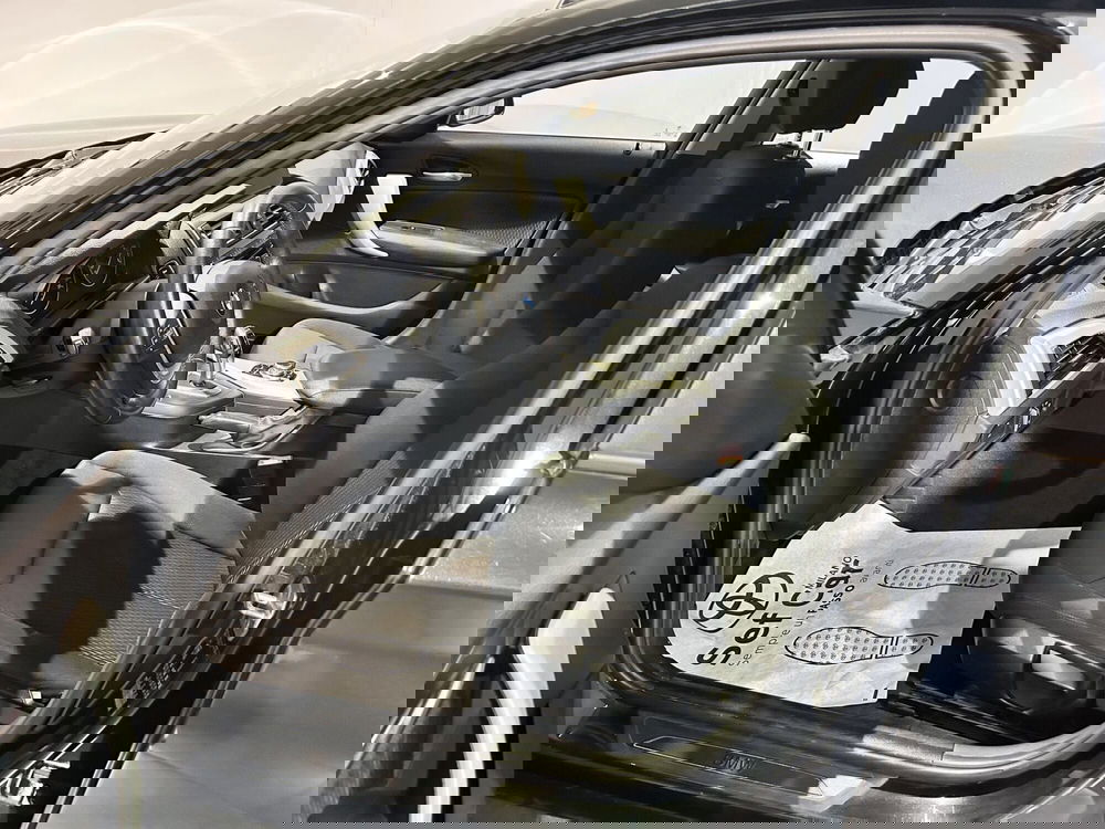 BMW Serie 1 5p. usata a Milano (12)