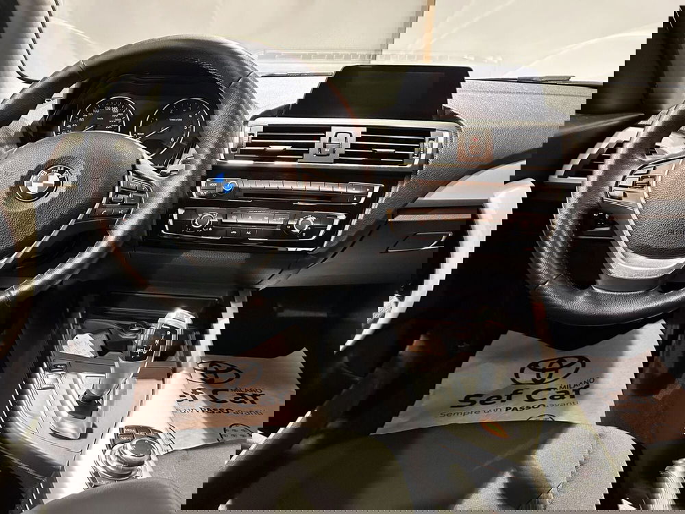 BMW Serie 1 5p. usata a Milano (9)