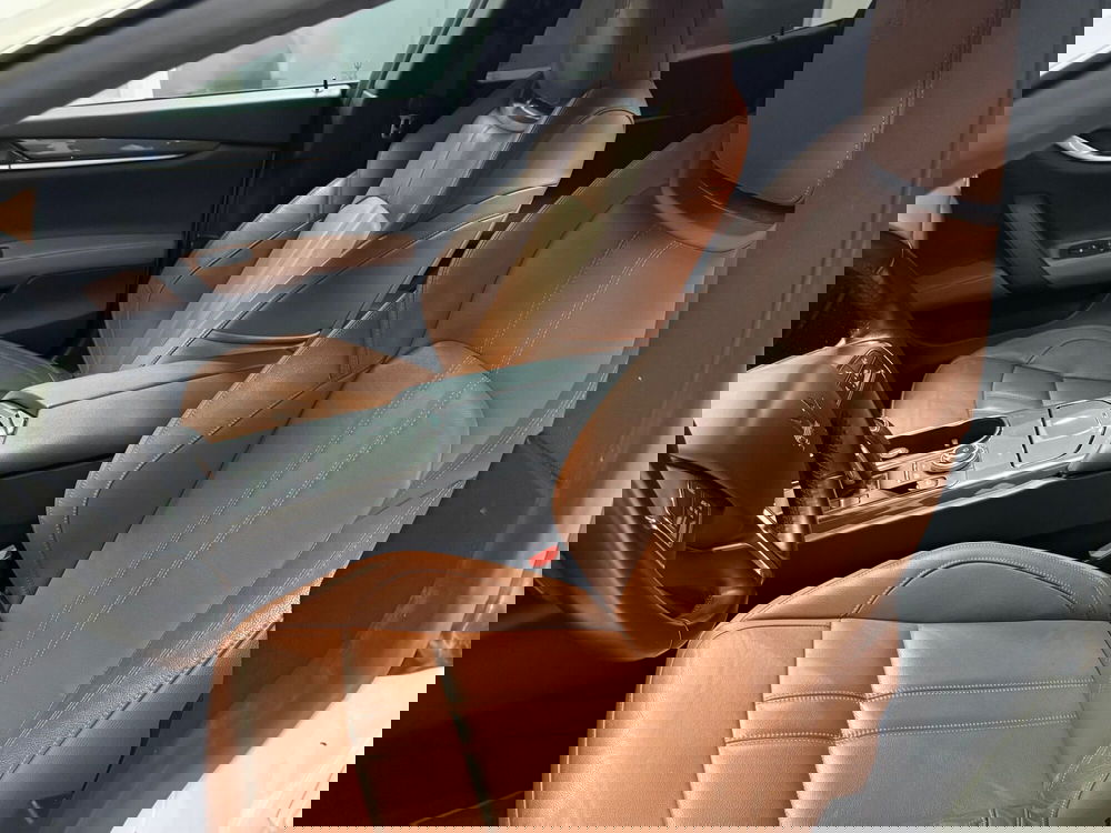 Maserati Ghibli usata a Reggio Emilia (11)