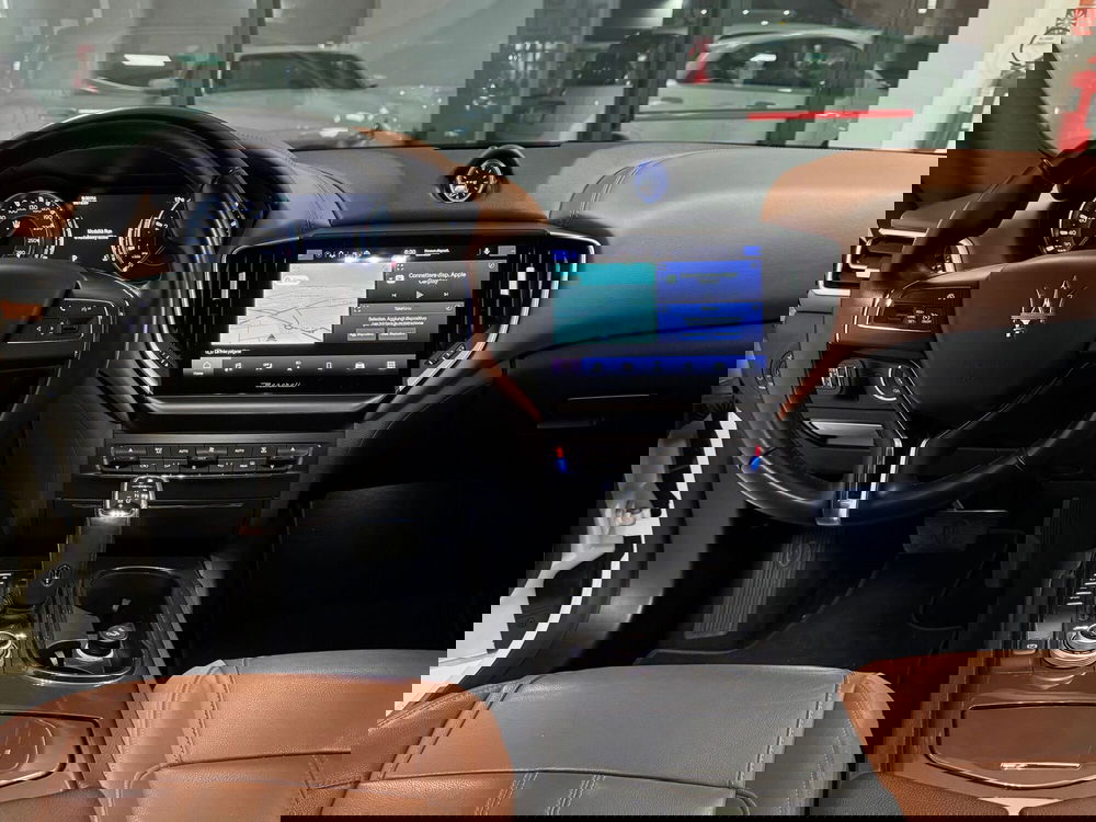 Maserati Ghibli usata a Reggio Emilia (16)