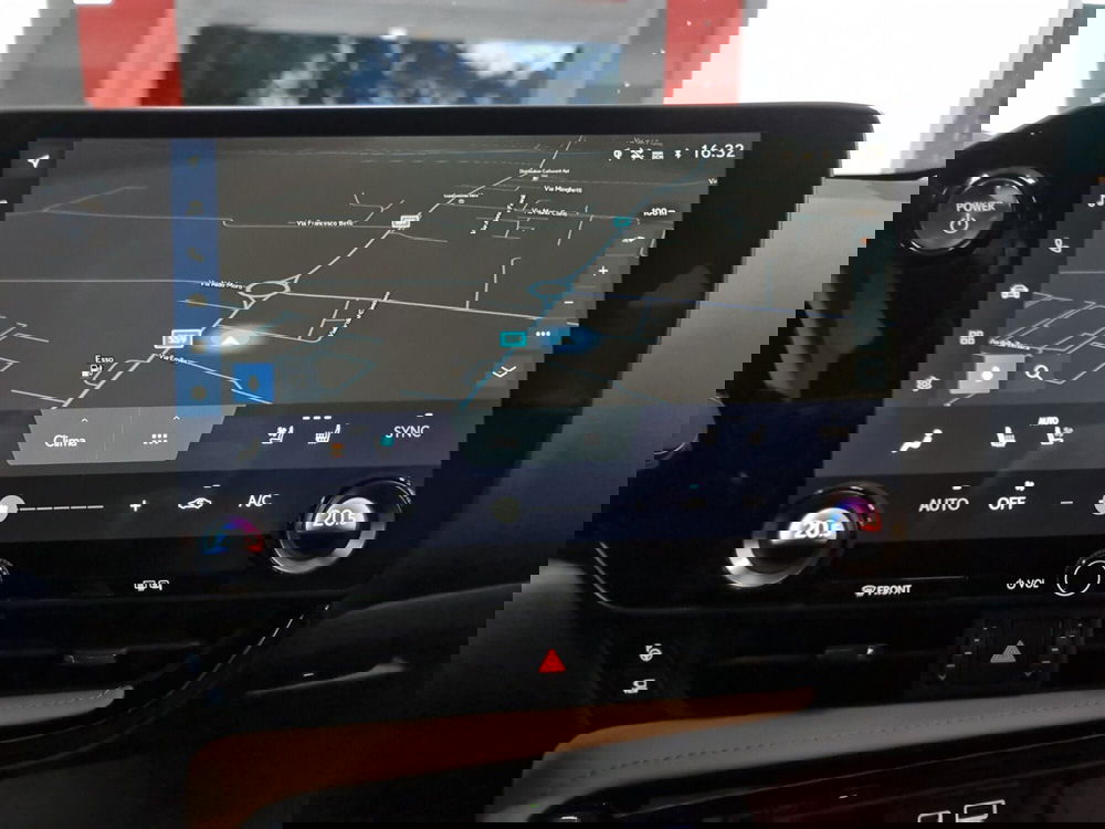 Lexus NX usata a Bologna (14)