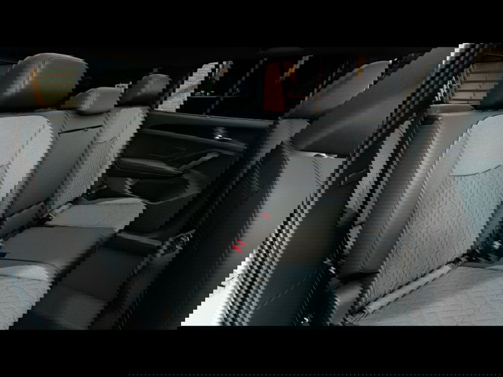 Volkswagen Tayron nuova a Livorno (8)