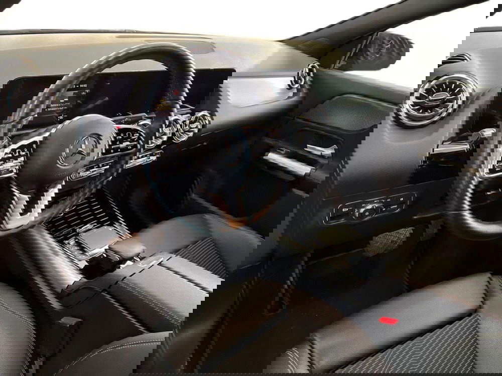 Mercedes-Benz GLA SUV usata a Bari (10)