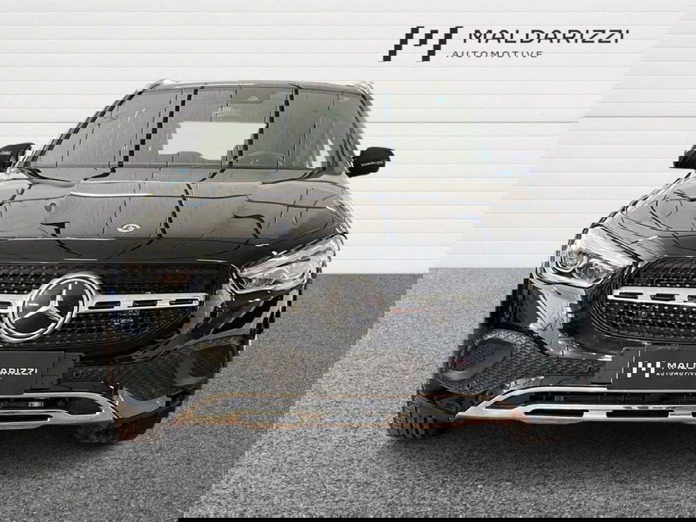 Mercedes-Benz GLA SUV usata a Bari (2)