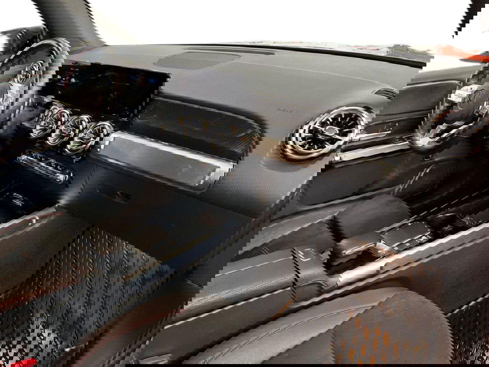 Mercedes-Benz GLB usata a Bari (9)