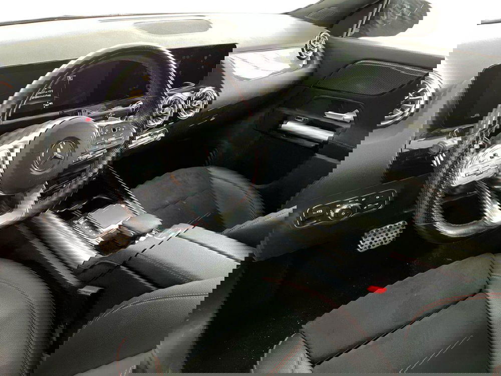 Mercedes-Benz GLA SUV usata a Bari (10)