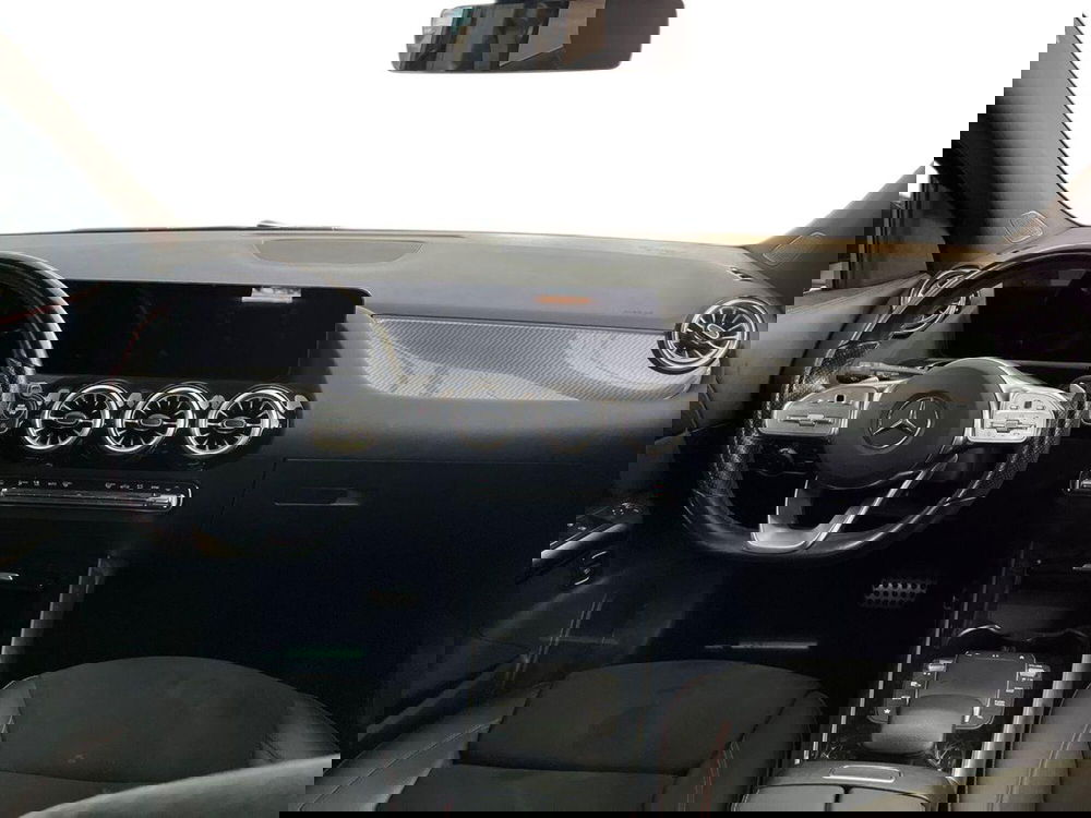 Mercedes-Benz GLA SUV usata a Bari (8)