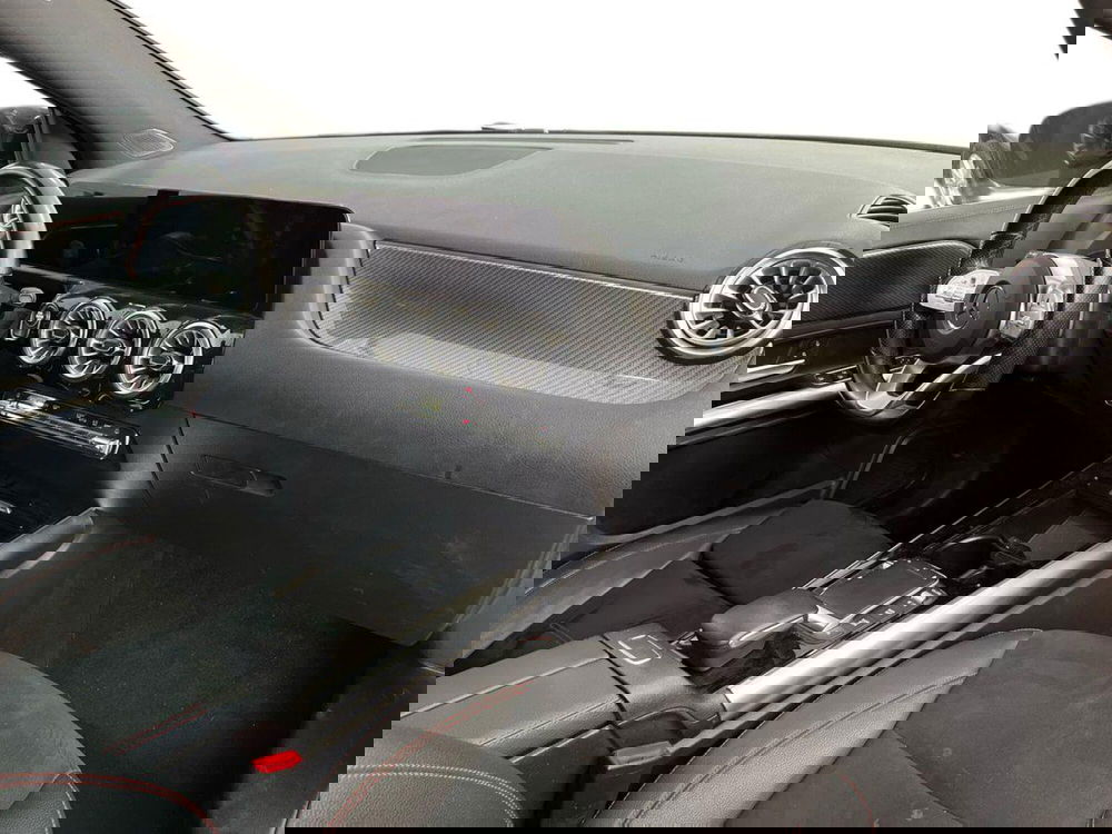 Mercedes-Benz GLA SUV usata a Bari (9)