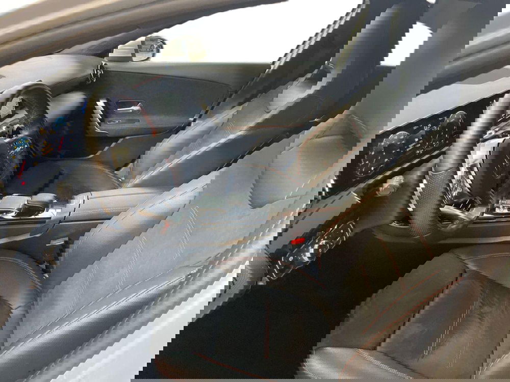 Mercedes-Benz Classe A usata a Milano (10)