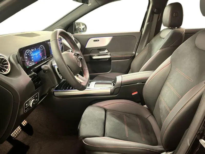 Mercedes-Benz GLA SUV usata a Milano (10)