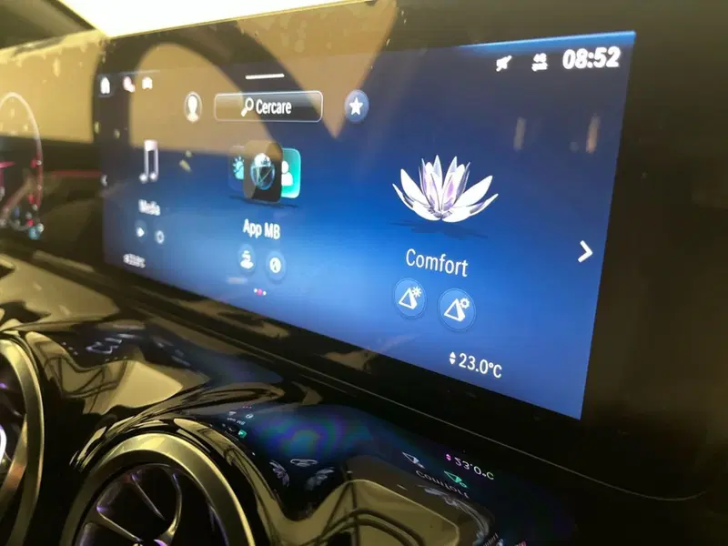 Mercedes-Benz GLA SUV usata a Milano (12)