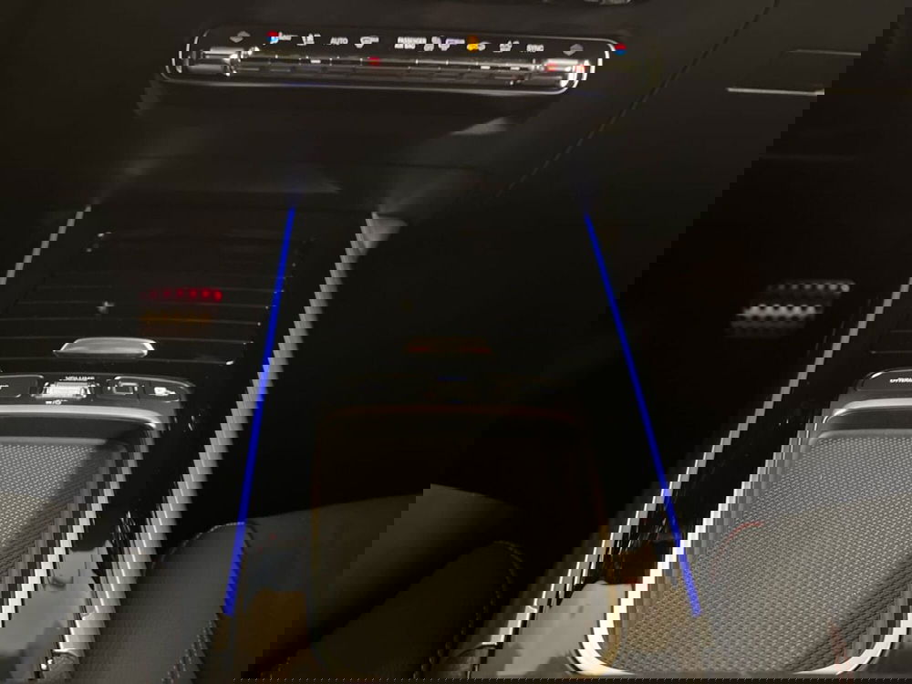 Mercedes-Benz GLA SUV usata a Milano (14)