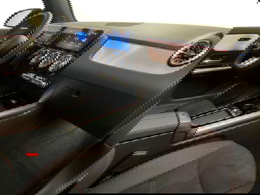 Mercedes-Benz GLA SUV usata a Milano (15)