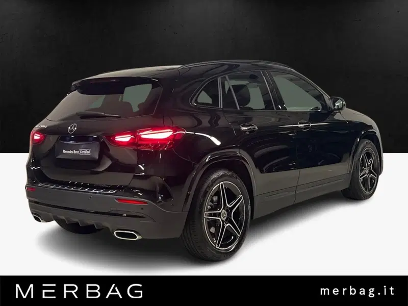 Mercedes-Benz GLA SUV usata a Milano (2)
