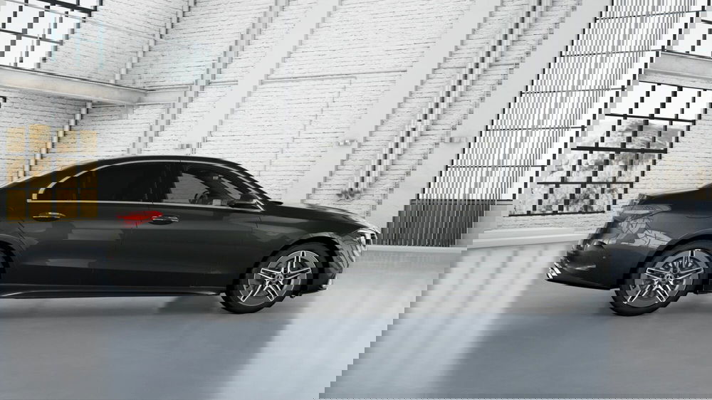 Mercedes-Benz Classe C nuova a Pescara (5)