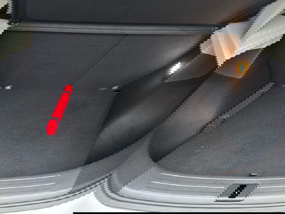 Mg ZS usata a Ferrara (17)